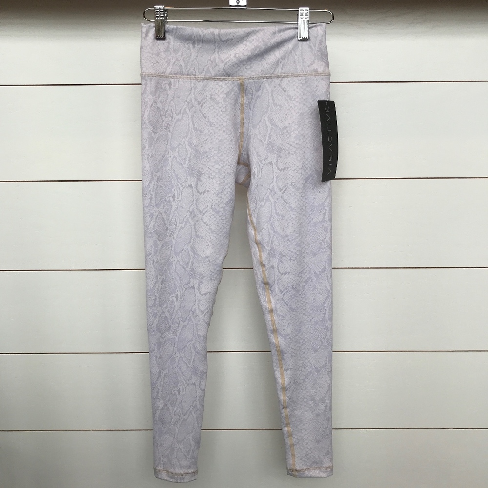 VIE Rockell 7/8 Legging - Picture 4 of 4